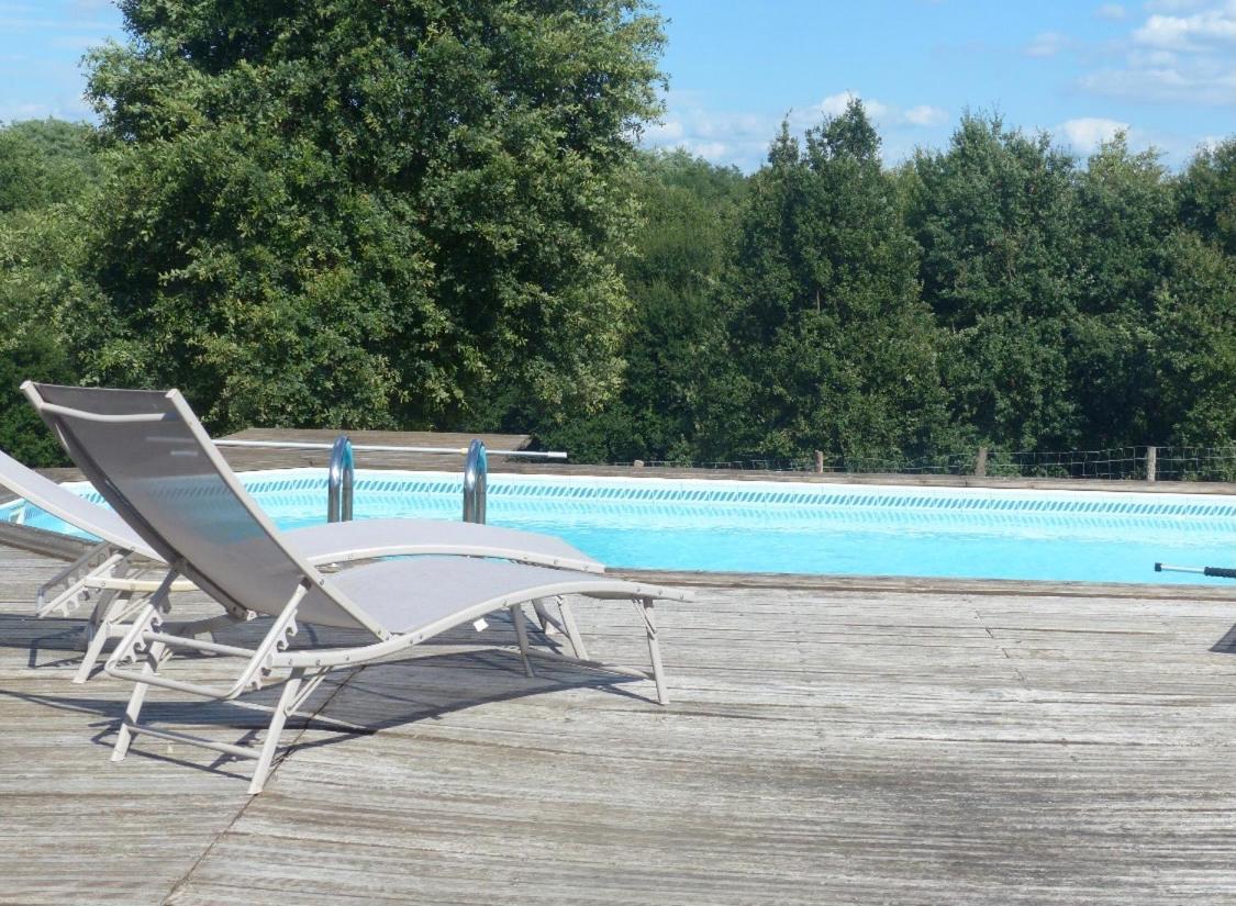 Meilhan-sur-Garonne Chambres D'Hotes - Piscine - Wifi - Les Hauts D'Eleisa מראה חיצוני תמונה